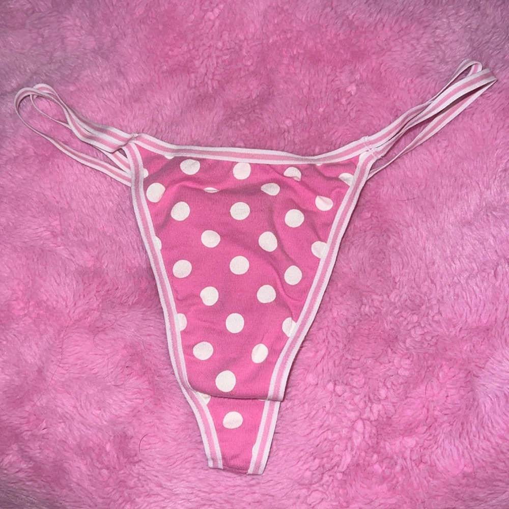 PINK thong